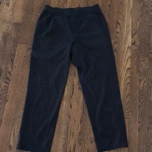 Mens athletic pants size M.